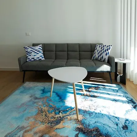 Lotus Seaview Qerret Appartement *