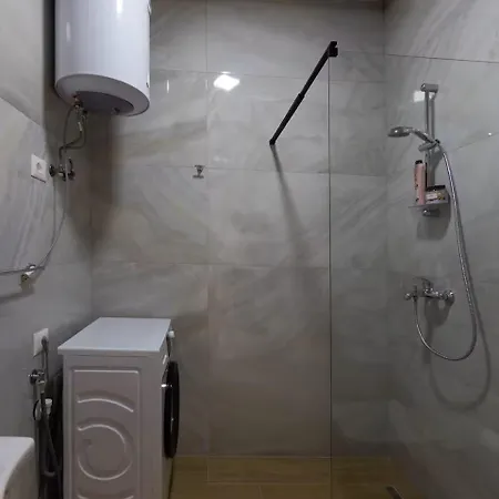 Apartament Lotus Seaview Qerret *